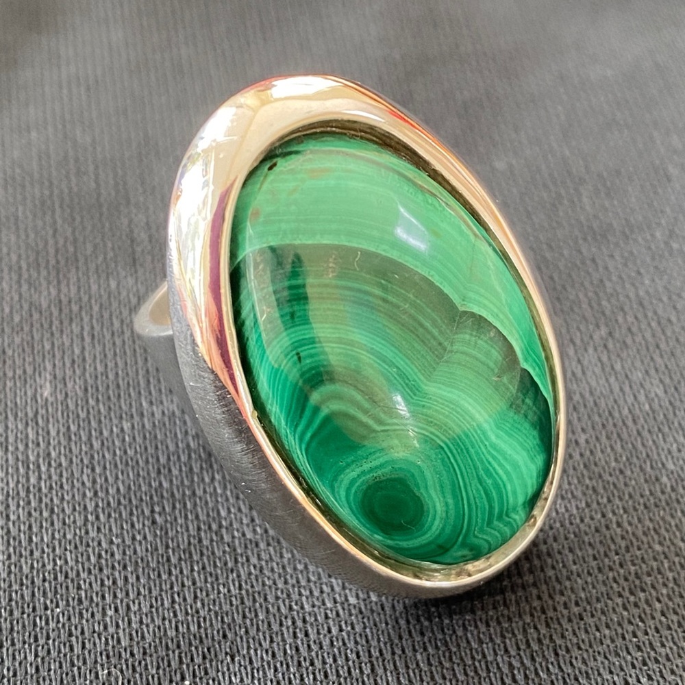 Sterling Silver ring w/ Malaquita
